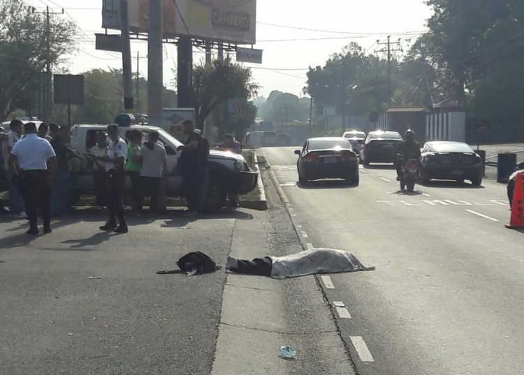 Adulto mayor muere atropellado cerca del aeropuerto de Ilopango
