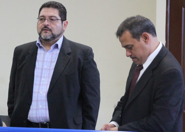 Reprograman juicio contra exdirectores de Centros Penales, acusados de administración fraudulenta