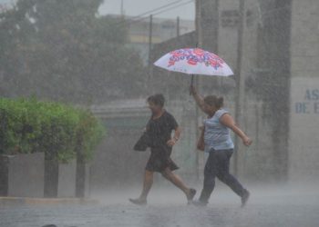 Amplían la alerta amarilla por lluvias a 70 municipios