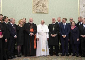 El papa Francisco pide un periodismo libre