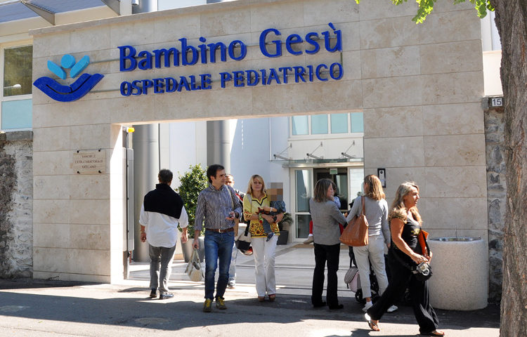 El hospital del papa en Roma comienza a atender a niños enfermos de Venezuela