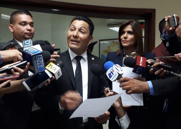 Buscan que delitos ligados a corrupción no prescriban