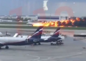 Sube a más de 40 el número de muertos en accidente aéreo en aeropuerto de Moscú