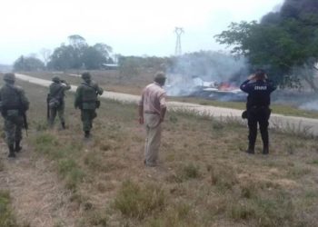 Fuerza Aérea mexicana persigue avioneta y se estrella