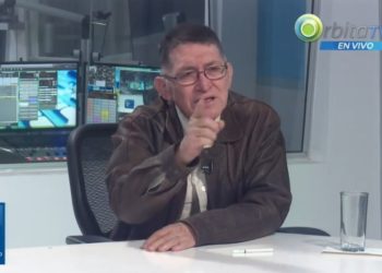 Giovani Galeas: “¿Qué corona tiene Nayib Bukele para andar ofreciendo cárcel a Mauricio Funes?”