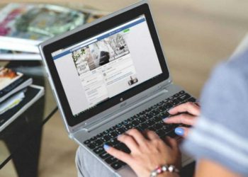 Bukele tilda de “dinosaurios” a políticos que proponen cárcel por delitos informáticos