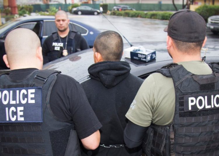 Trump presenta su nuevo plan de inmigración para EE.UU. basado en el «mérito»