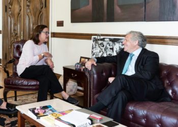 Alexandra Hill se reúne con secretario de la OEA Luis Almagro