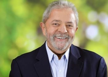 Expresidente Lula da Silva está enamorado y al salir de prisión quiere casarse