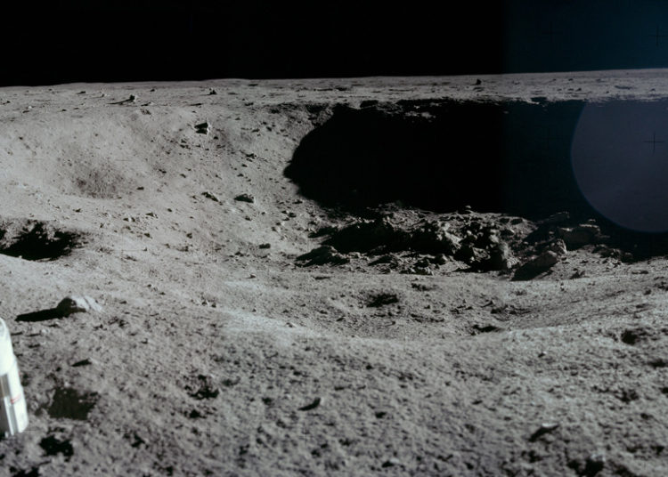 La Luna se está encogiendo y además tiembla constantemente