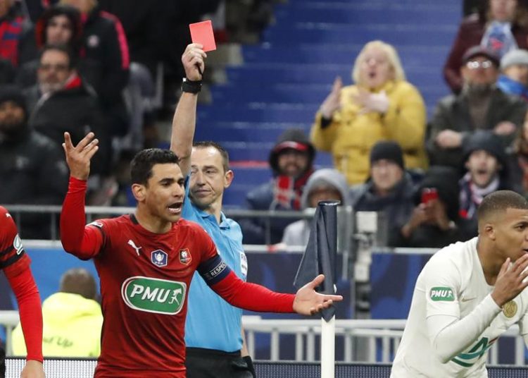 Mbappé con tres partidos de sanción y se aleja de la Bota de Oro