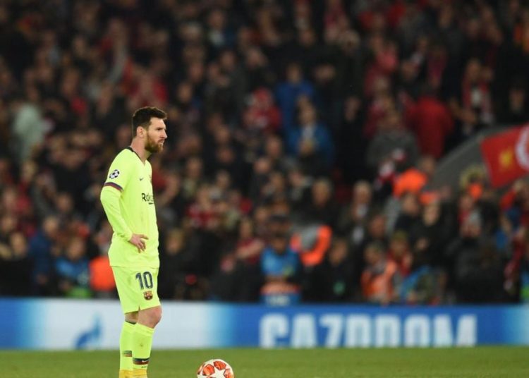 Lionel Messi tuvo un incidente con aficionados del Barcelona en aeropuerto de Inglaterra
