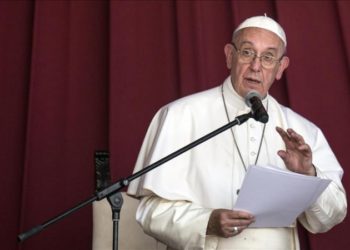 El Papa dice que no tiene problemas con encarar a Trump por el muro fronterizo