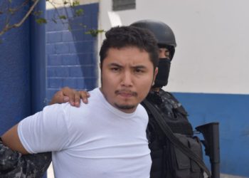 Presentan a sujeto que agredió sexualmente a dos estudiantes de la UES