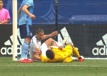 Zlatan casi se va a los golpes con portero en la MLS