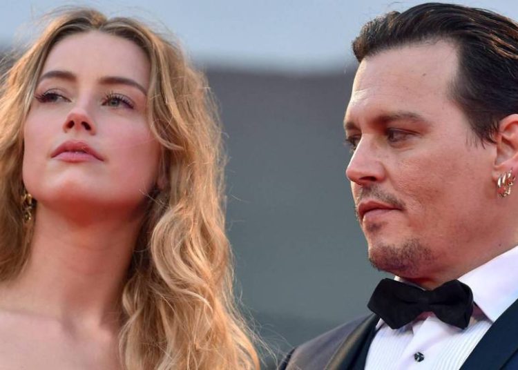 Tras su separación de Amber Heard, Johnny Depp lanza nuevo álbum