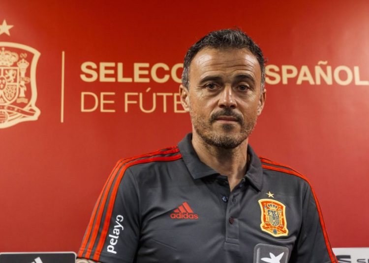 Luis Enrique renuncia como entrenador de la selección de España