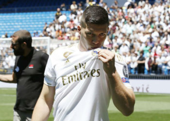 (VIDEO) Jovic llega con ambición al Real Madrid: «Me gustaría ganar la Champions»