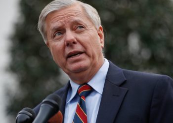 Senador de Estados Unidos propone invadir Venezuela para asustar a Irán y Corea del Norte