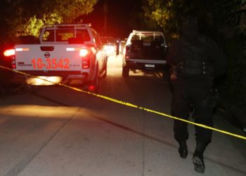(VIDEO) Enfrentamiento armado con policías deja un pandillero muerto y otro lesionado en Ilopango