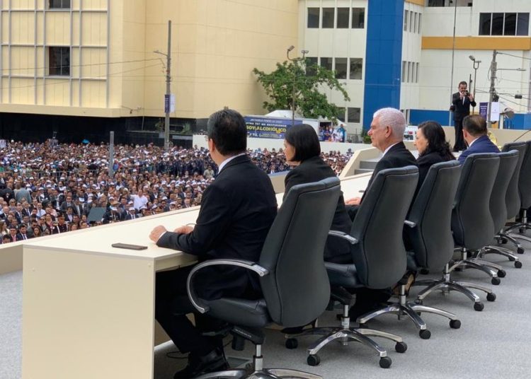 Quijano, Velásquez Parker, Hándal y Nidia Díaz los diputados mas abucheados en la toma de posesión de Bukele