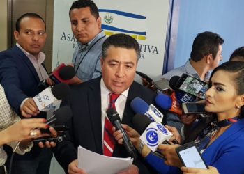 Portillo Cuadra propone crear ley para que empleados puedan trabajar desde casa