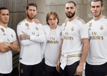 (VIDEO) El Real Madrid presenta la nueva camiseta para la próxima temporada