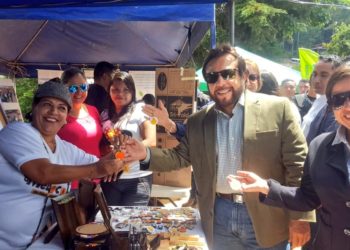 Vicepresidente Ulloa participa en el 4° Festival del melocotón en San Ignacio