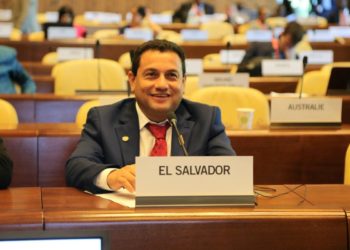 Ministro de Trabajo recibe respaldo de GRULAC a sus políticas laborales