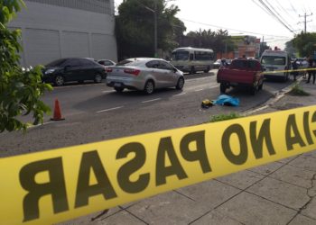 Empleado del MOP fallece en accidente de tránsito frente al cementerio La Bermeja