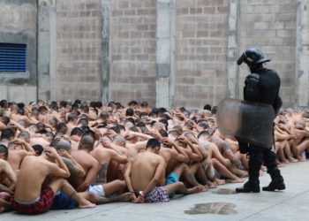 Centros Penales sigue con traslado de reos para golpear estructuras criminales