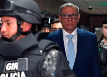 Exvicepresidente de Ecuador encerrado en cárcel recibe amenaza a muerte de presos