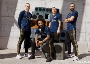 (VIDEO) El Real Madrid presentó su segundo uniforme con video musical