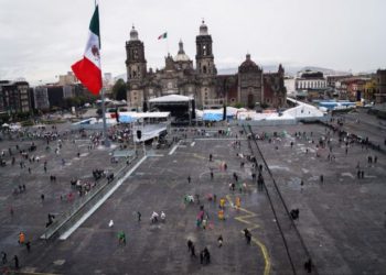 Se hunde el Zócalo de Ciudad de México