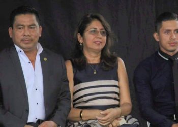 Capturan a esposa e hijo del exalcalde de Apopa acusados de corrupción