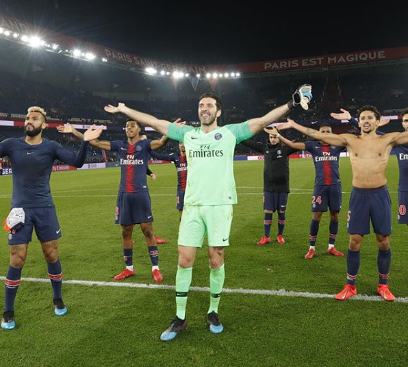 Buffon deja al PSG y mantiene en suspenso su futuro