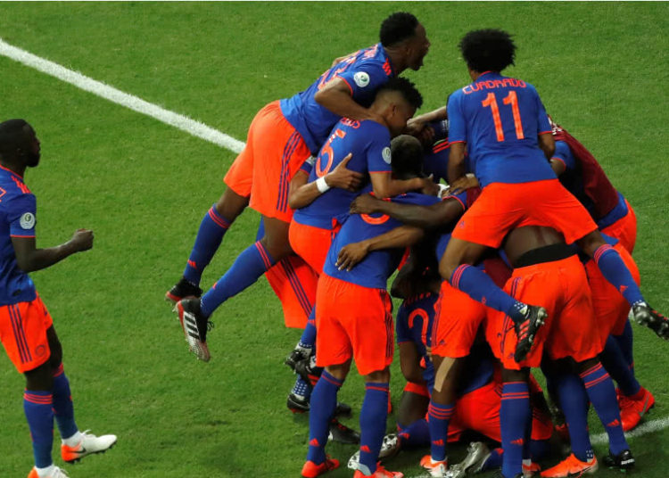 Argentina volvió a decepcionar en su debut en la Copa América al caer 2-0 ante Colombia