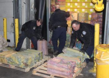 EE.UU. decomisa 16.5 toneladas de cocaína, una de las incautaciones de droga más grandes de ese país