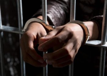 Condenan a hombre por embarazar a su novia de 14 años