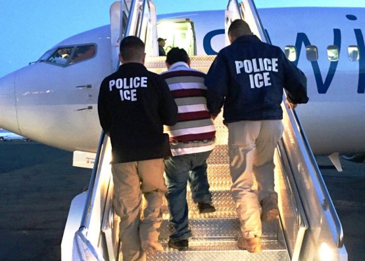 Washington Post asegura que EE.UU. comenzará a deportar migrantes el domingo