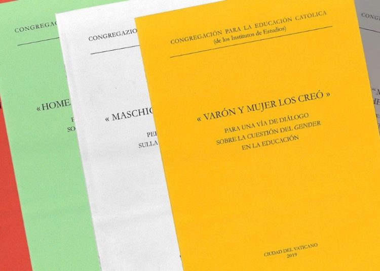 El Vaticano condena la “ideología de género” en la educación