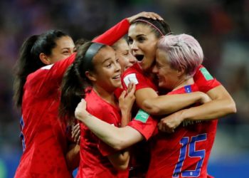 Estados Unidos establece un récord en el mundial femenino de fútbol al golear 13-0 a Tailandia