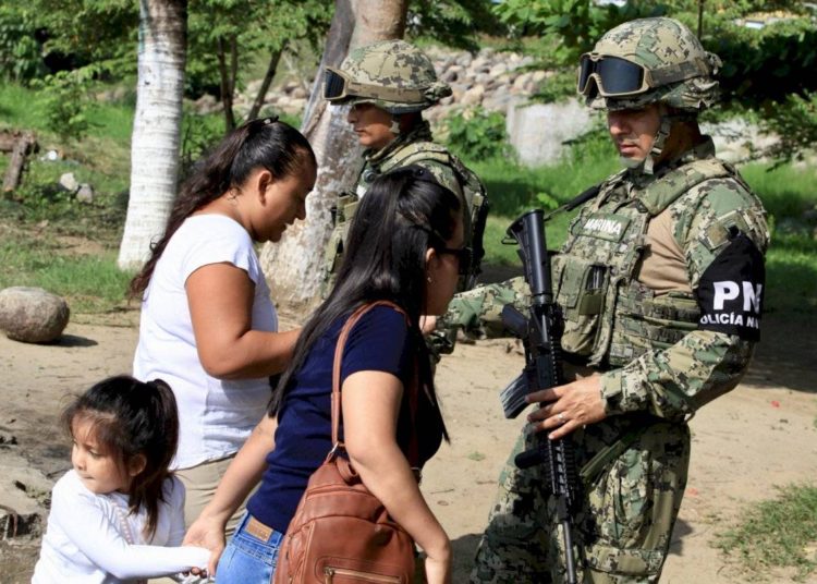 Guardia Nacional mexicana impide el paso de migrantes centroamericanos a los Estados Unidos