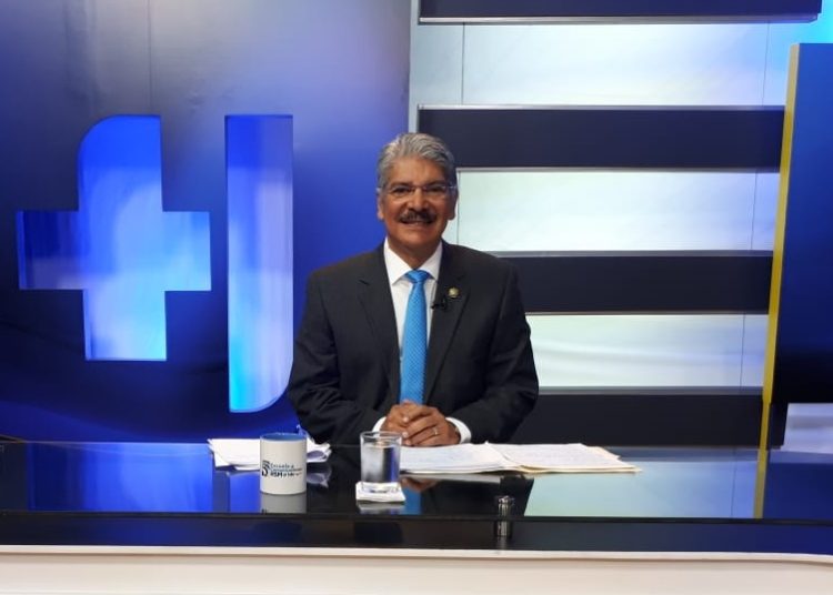 Norman Quijano: “Yo sigo considerando al coronel Domingo Monterrosa como un héroe nacional”