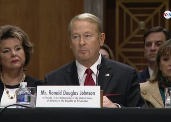 Senado confirma a Ronald Douglas Johnson como embajador ante El Salvador