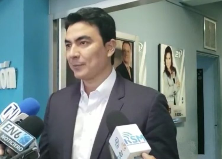 Miguel Pereira: “Voy a trabajar de la mano con la persona que resulte secretario general en el FMLN”