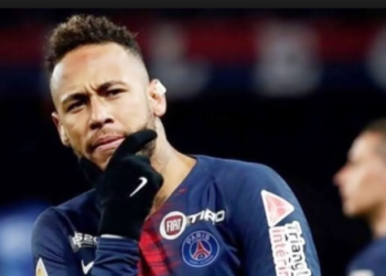 Según “Le Parisien”, El PSG quiere 300 millones de euros por Neymar