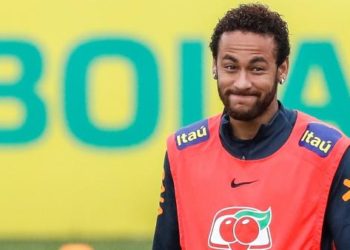 Mujer que acusa a Neymar de violación mintió en relato y abogados dejan el caso