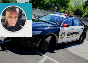 Detienen a una policía acusada de tener sexo con un menor de edad en EE.UU.