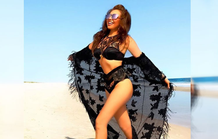 (VIDEO) Thalía publica un baile improvisado en una tienda y en las redes sociales no la perdonan